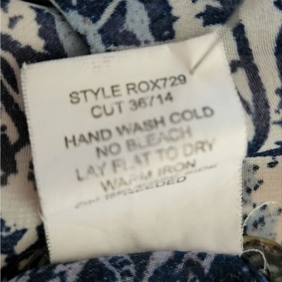 Vintage Contrast Print Crochet Blouse - Picture 8 of 10